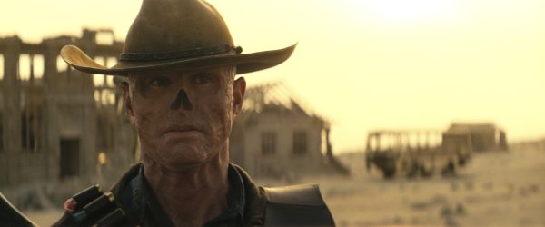 The Ghoul wearing a Cowboy Hat standing in the Fallout Wasteland
